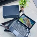 Lenovo 300e 2 In 1 AMD 3015e with Redeon Graphics